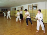 grupa ćwicząca formę Iaido